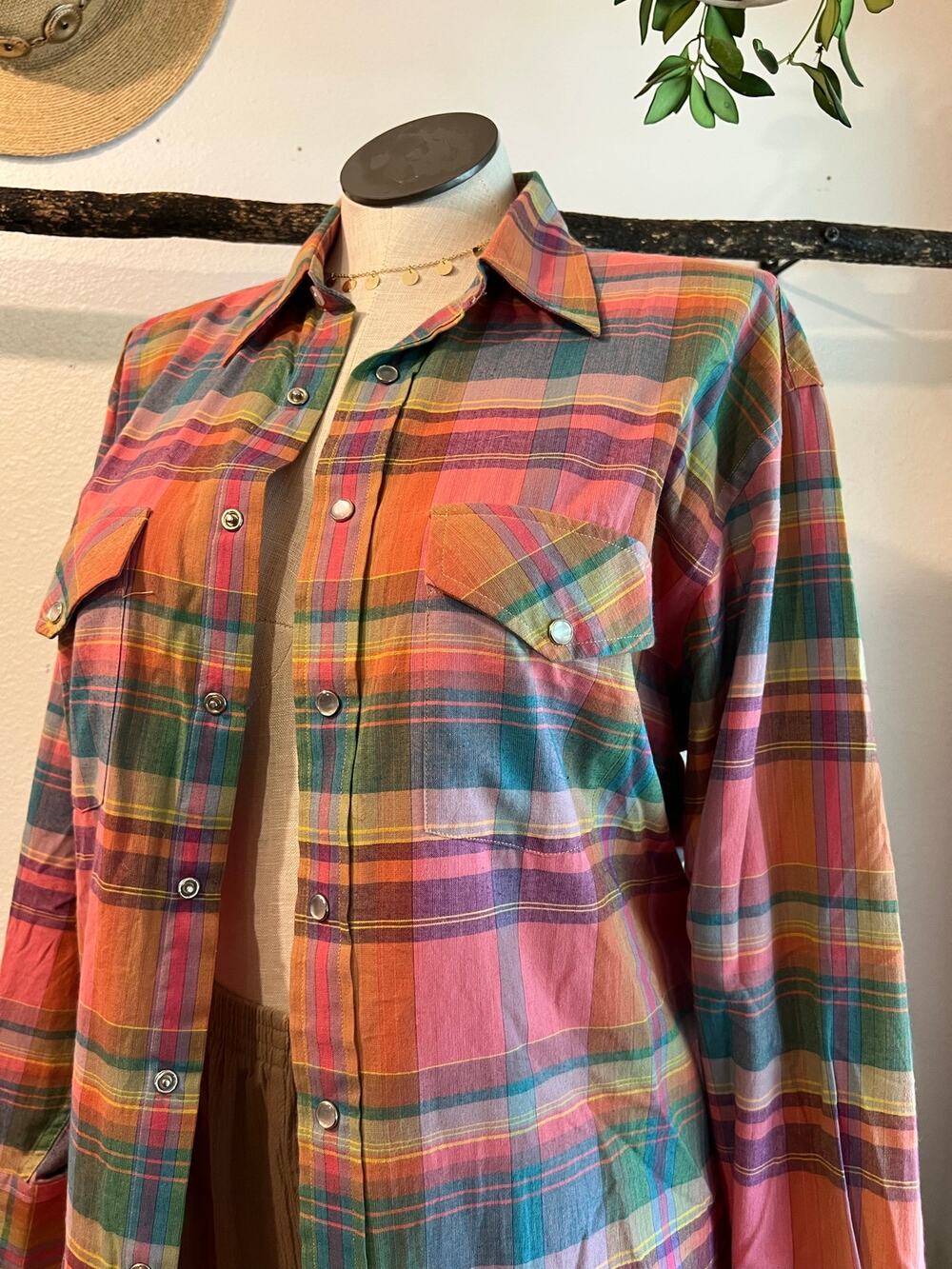 Vintage Pendleton Cotton Pink Multi Colored Pearl Snap Button Shirt Size Medium